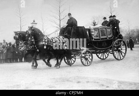 Ankunft von George v. und Queen Mary zu einem Gericht-Festival in London, 1911 Stockfoto