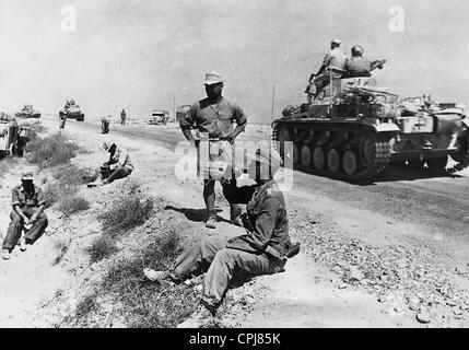 Deutsche Afrika-Korps in der Schlacht von Acroma, 1942 Stockfoto