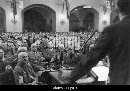 Adolf Hitler spricht in der Buergerbraeukeller an die alten Kämpfer, 1941 Stockfoto