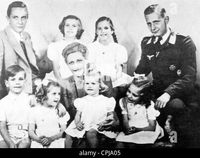 Reich-Minister Dr. Josef Goebbels mit seiner Familie, 1942 Stockfoto