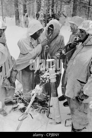 Deutsche Soldaten mit Granatwerfer im zweiten Weltkrieg an der Ostfront 1942 Stockfoto