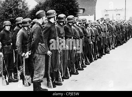 Soldaten der norwegischen Legion während ihrer Bohren, 1941 Stockfoto