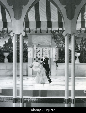 ZYLINDERHUT 1935 RKO Films mit Fred Astaire und Ginger Rogers in "Wange an Wange" Tanz-routine Stockfoto