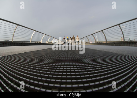 Millennium Bridge Stockfoto