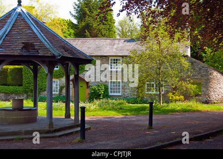 Ashford im Wasser, Butter und Cottage, Derbyshire Stockfoto