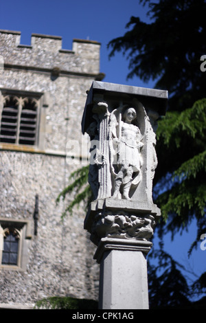 Das Kriegerdenkmal in St. Peter und St. Paul ist eine Kirche in der Stadt von Bromley Stockfoto