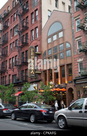 Ferrara Kaffee Haus und Gebäck-Shop auf der Grand Street in Little Italy, New York City Stockfoto