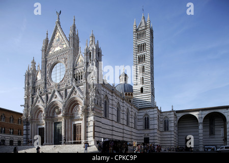 DIE Kathedrale von SIENA SIENA Toskana Italien 10. Mai 2012 Stockfoto