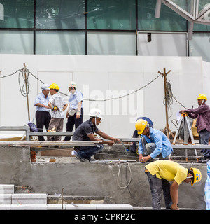 Bauarbeiten in der Luxus-shopping-Bezirk auf der Orchard Road Singapur Stockfoto