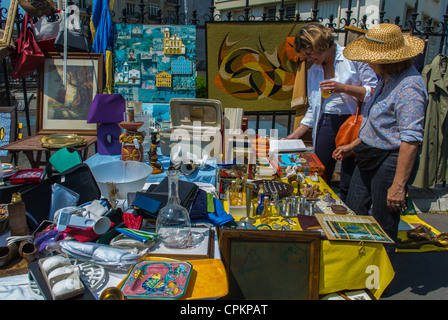 Paris, Frankreich, Öffentliche Veranstaltungen, Nachbarschaften Dachgeschoss Verkauf, Brocante, Vintage, Vide Grenier, auf der Straße, Stockfoto