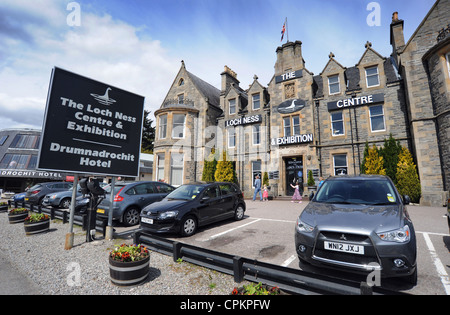 DAS LOCH NESS CENTRE UND AUSSTELLUNG IN DRUMNADROCHIT SCHOTTLAND RE MONSTER SICHTUNGEN USW. UK Stockfoto