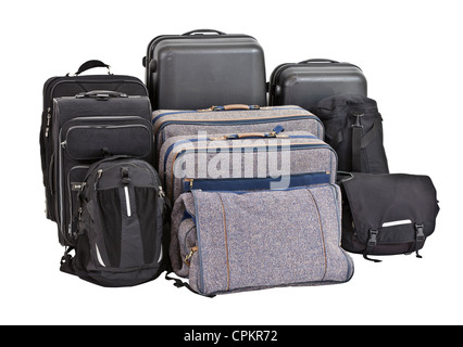 Neun alte Taschen und Koffer für die Reise bereit. Stockfoto