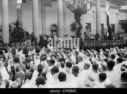 Nationalsozialistischen Kraftfahrkorps [NSKK] vor dem Kurhaus in Baden-Baden, 1934 [Kurort und Konferenz-Komplex] Stockfoto