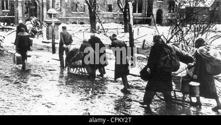 Deutsche Flüchtlinge aus den ehemaligen deutschen Ostgebieten, 1945 Stockfoto