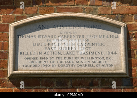 Informationstafel an der Austens Haus, Chawton, Hampshire, UK. Stockfoto