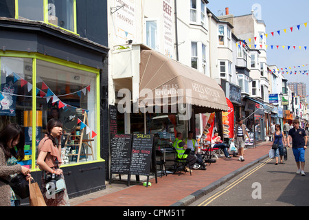 Gärtner Straße Geschäfte in Brighton - UK (North Lanes) Stockfoto