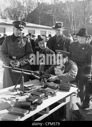 Hitler-Jugend-Mitglieder während des zweiten Weltkriegs, 1940 Stockfoto