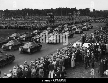 Parade der Wehrmacht bei der Nürnberger Rallye 1935 Stockfoto