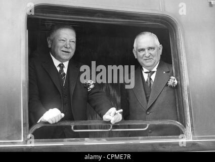 Julius Heinrich Dorpmüller mit Ludwig Georg Siebert, 1935 Stockfoto