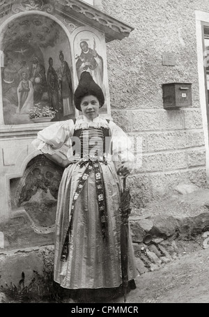 Kostüme in Südtirol, 1905 Stockfoto