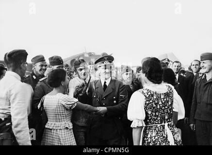 Adolf Hitler bei einem Besuch einer Base in Polen, 1939 Stockfoto