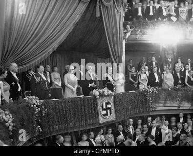 Miklos Horthy und Magda Horthy mit Hermann Göring und Adolf Hitler, 1938 Stockfoto