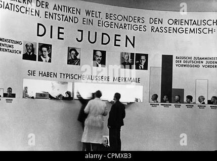Exponat aus der rassistischen Propaganda-Ausstellung "Der ewige Jude" in der Kongresshalle des Deutschen Museums, München, 4. Stockfoto