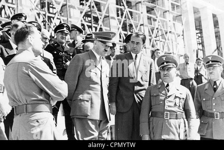 Rudolf Heß, Adolf Hitler, Albert Speer, Robert Ley in Nürnberg, 1937 Stockfoto