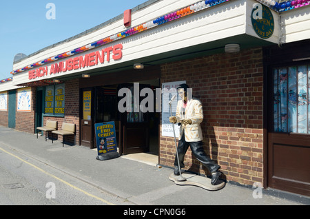 Pagham West Sussex Uk Vergnügungen Elvis Stockfoto