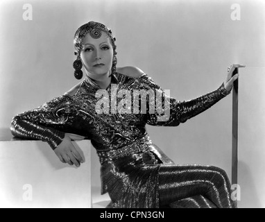 Mata Hari Jahr : 1931 - USA Regie : George Fitzmaurice Schreibkredite Benjamin Glazer undLeo Birinsky Greta Garbo Stockfoto