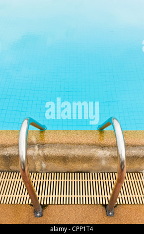 Pool Leiter hautnah Stockfoto