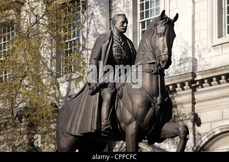 Earl Haig Memorial bronzene Reiterstatue des ersten Weltkrieges Armeekommandeur Douglas Haig. Whitehall, London Stockfoto