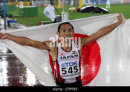 Dai Tamesue (JPN), 9. August 2005 - Leichtathletik-Foto - Datei: Dai Tamesue von Japan feiert seinen dritten Platz bei der 10. IAAF World Championships Men's 400 m Hürden-Finale im Olympiastadion Helsinki, Helsinki, Finnland. (Foto von Jun Tsukida/AFLO SPORT) Stockfoto