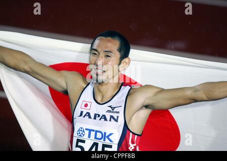 Dai Tamesue (JPN), 9. August 2005 - Leichtathletik-Foto - Datei: Dai Tamesue von Japan feiert seinen dritten Platz bei der 10. IAAF World Championships Men's 400 m Hürden-Finale im Olympiastadion Helsinki, Helsinki, Finnland. (Foto von Jun Tsukida/AFLO SPORT) Stockfoto