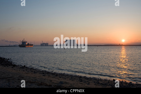 Sonnenuntergang an der Mündung des Flusses Tees Stockfoto