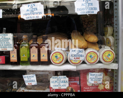 Spanien Andalusien Granada Lebensmittelgeschäft Schaufenster Stockfoto