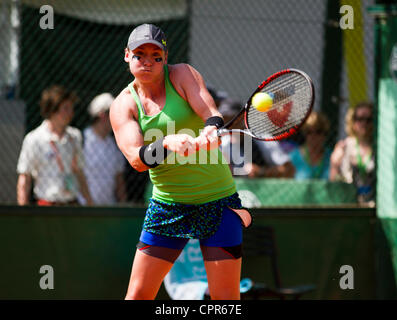 30.05.2012 Paris, Frankreich. Bethanie Mattek-Sands in Aktion gegen Sloane Stephens am 4. Tag der Französisch Open Tennis von Roland Garros. Stockfoto