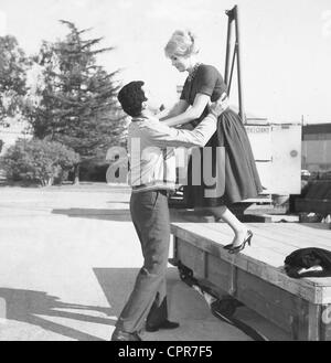 JAMES DARREN mit Frau Evy Norlund.Supplied von Fotos inc. (Credit-Bild: © geliefert von Globe Fotos Inc/Globe Photos/ZUMAPRESS.com) Stockfoto