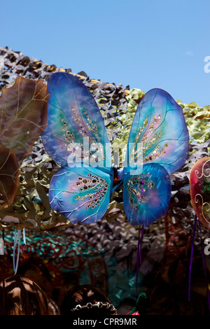 Schottisches Festival stall Verkauf butterfly fairy Wings an der Costa Mesa, Orange County, Kalifornien, USA Stockfoto