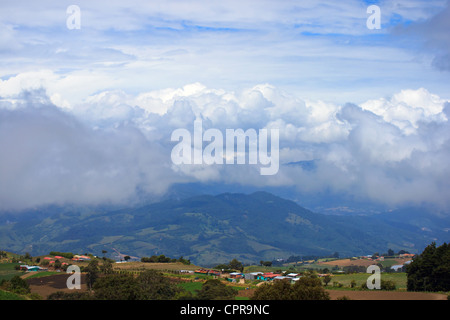 Costa Rica-Landschaft von Vulkan Irazu Stockfoto