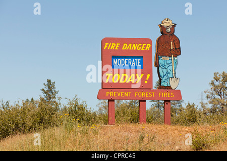 Smokey der Bär Feuer Gefahrenzeichen Stockfoto