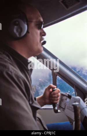 Alaskan Luftaufnahmen von Buschpilot Flugzeug. Stockfoto