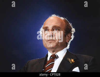 Lambsdorffs, Otto Graf von, 20.12.1926 - 5.12.2009, deutscher Politiker (FDP), Porträt, März 1983, Stockfoto