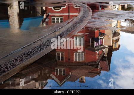 Straße Reflexionen in Lionshead Village - Vail, Colorado USA Stockfoto