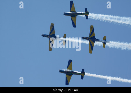 Esquadrilha da Fumaça auch bekannt als die Smoke Squadron, fliegen in Formation bei einer Airshow. Stockfoto