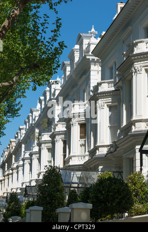 Exklusive Immobilien auf Holland Park W11 im Royal Borough of Kensington und Chelsea, London, UK. Stockfoto