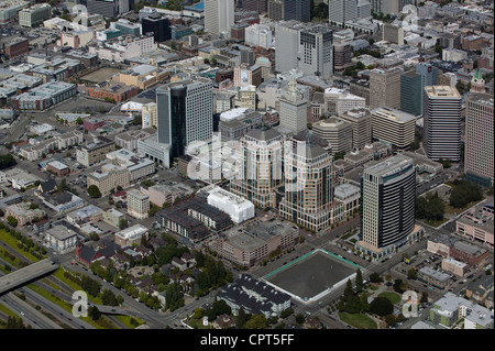 Luftaufnahme Federal Gebäudekomplex und Nähe Oakland, Kalifornien Stockfoto