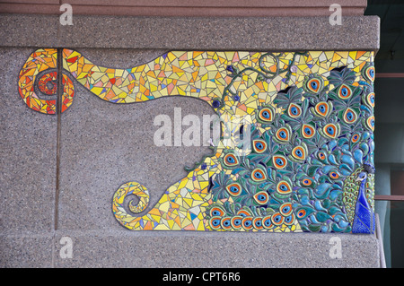 Bunte Pfau Mosaiken in Albuquerque, New Mexico, USA Stockfoto