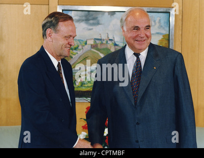 Kohl, Helmut, * 3.4.1930, deutscher Politiker (CDU), Bundeskanzler 4.10.1982 - 26.10.1998, mit dem kanadischen Premierminister Jean Chretien, Stockfoto