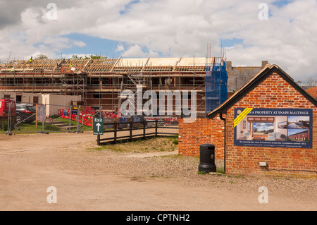 Immobilienentwicklung für Wohnungsbau bei Snape Maltings, Suffolk, England, Großbritannien, Uk Stockfoto